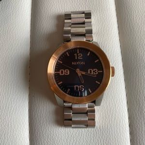 Corporal SS Nixon watch navy/rose gold